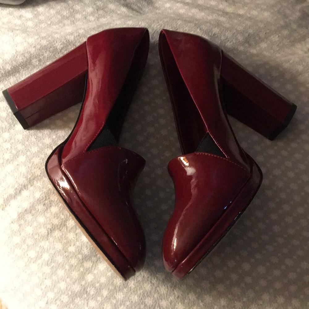 Brooks Brothers Red Heels 6.5